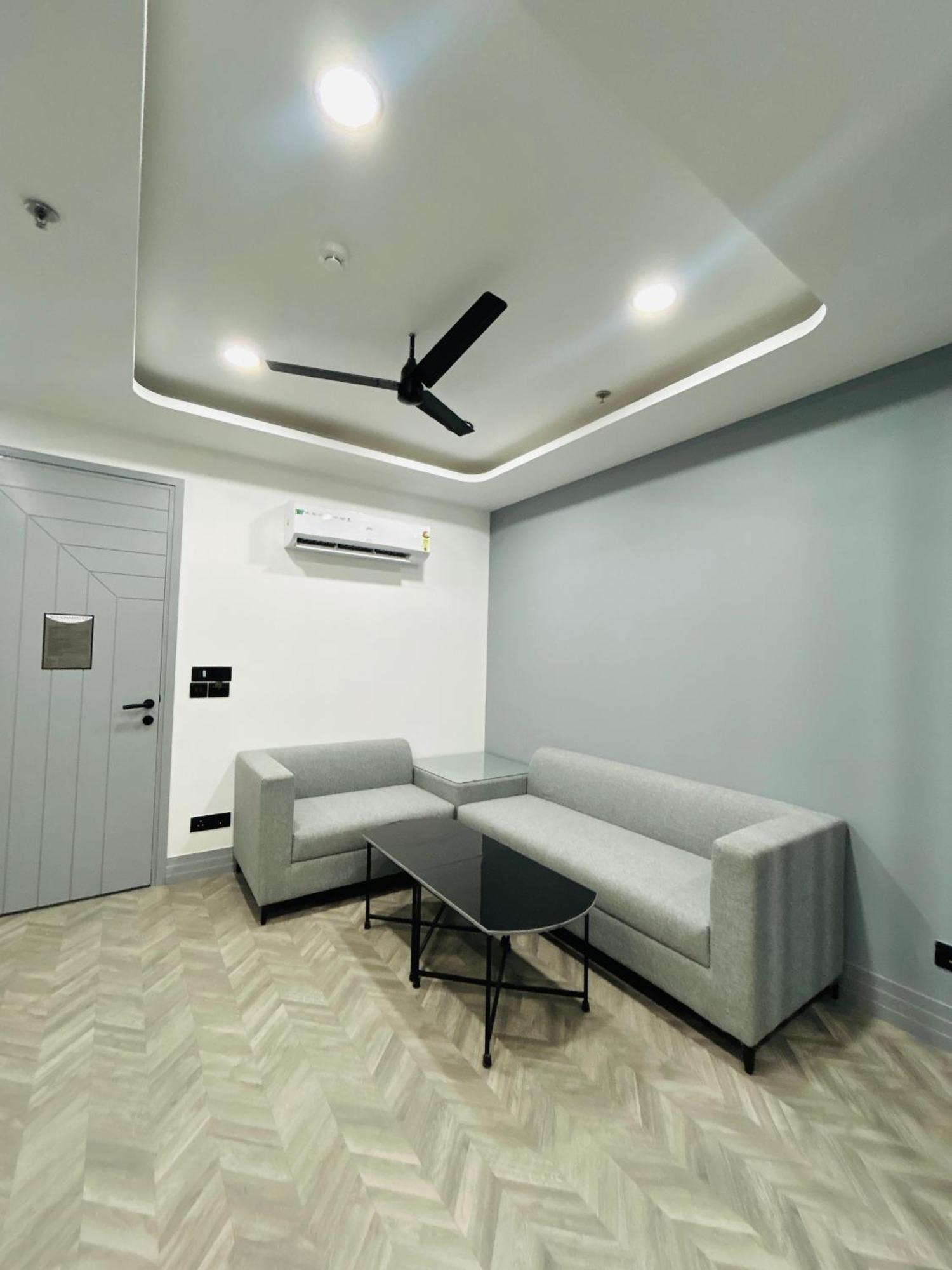 Bedchambers Serviced Apartment, Golf Course, Gurgaon Eksteriør bilde