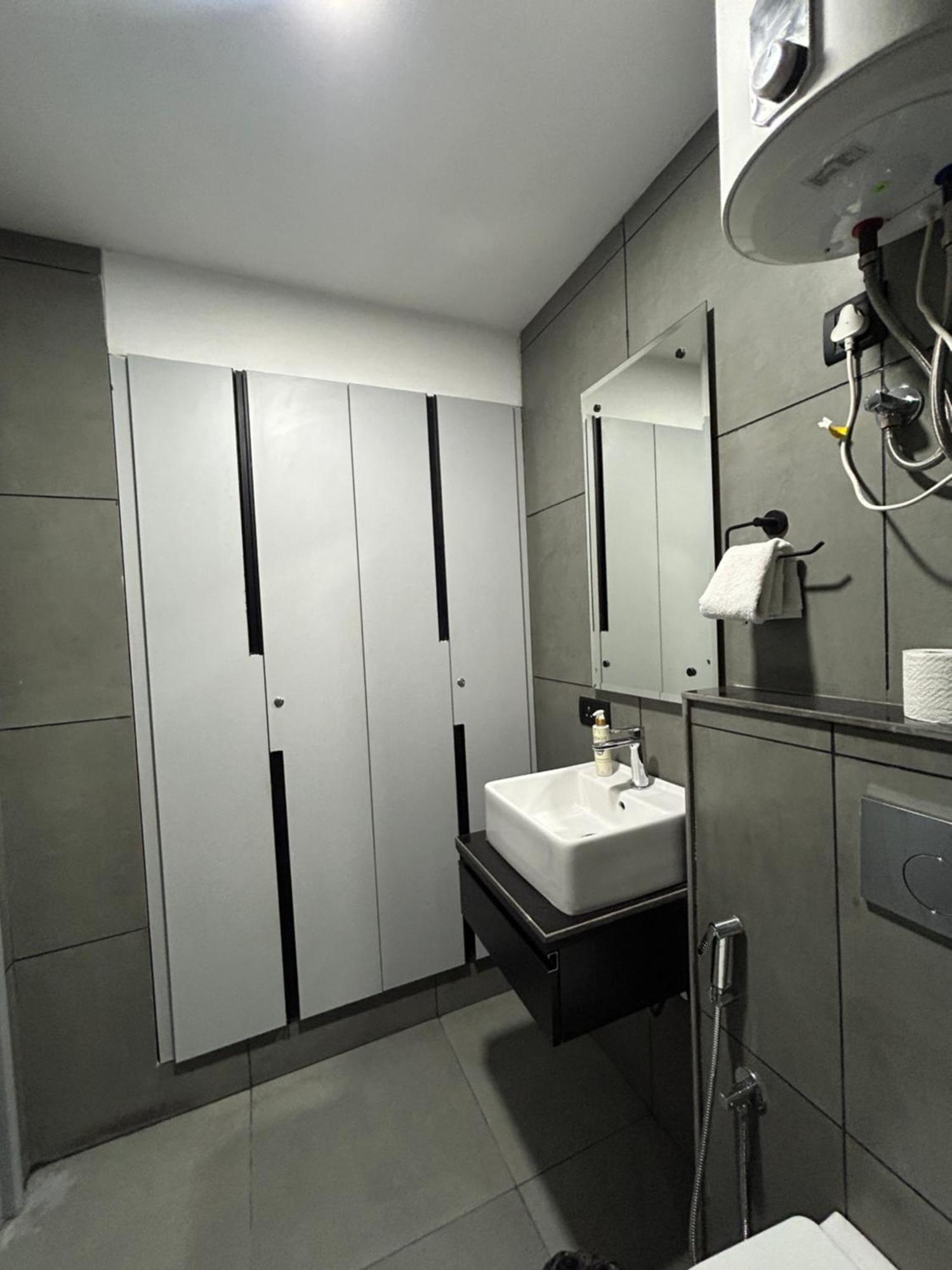 Bedchambers Serviced Apartment, Golf Course, Gurgaon Eksteriør bilde