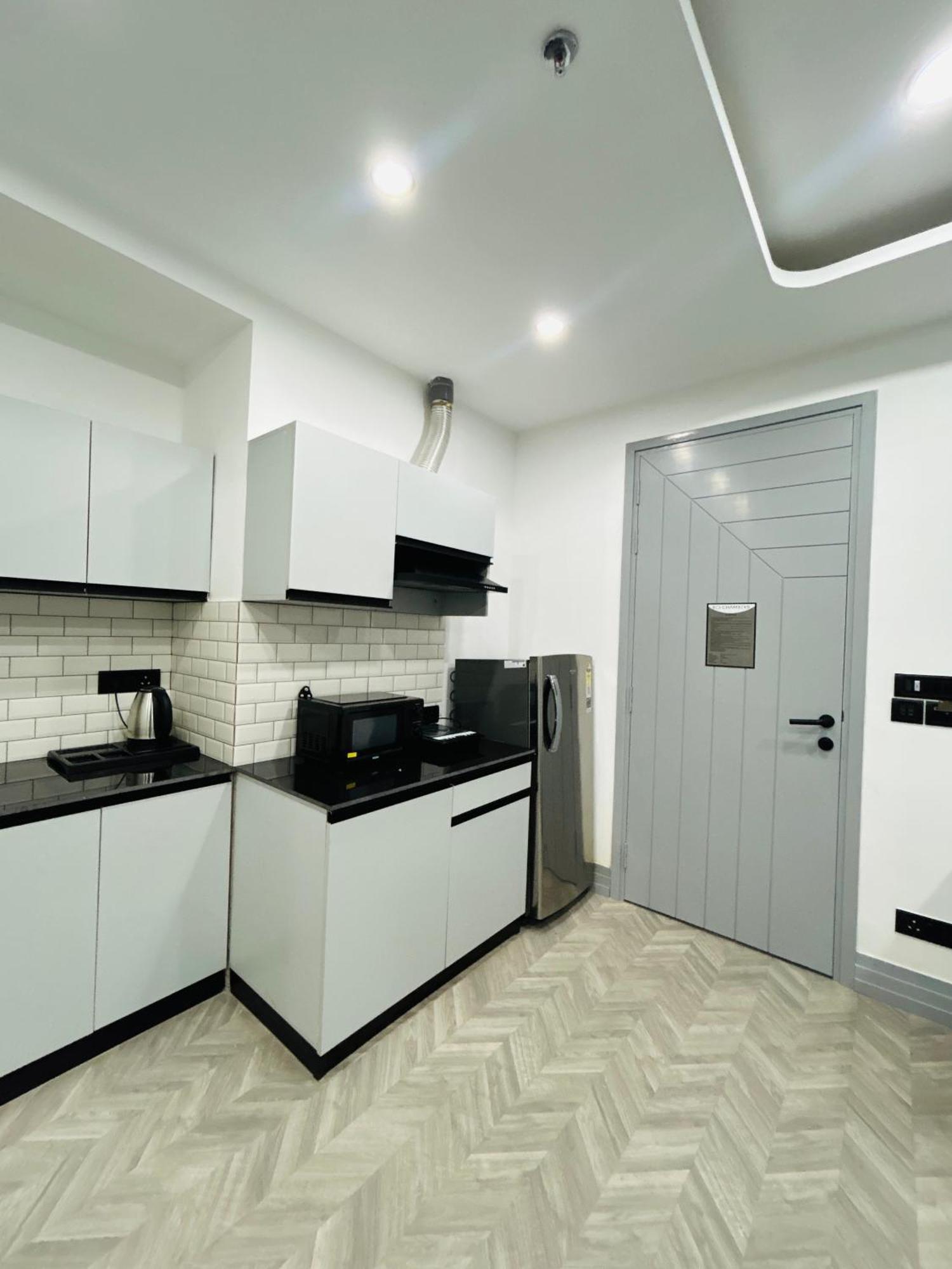 Bedchambers Serviced Apartment, Golf Course, Gurgaon Eksteriør bilde