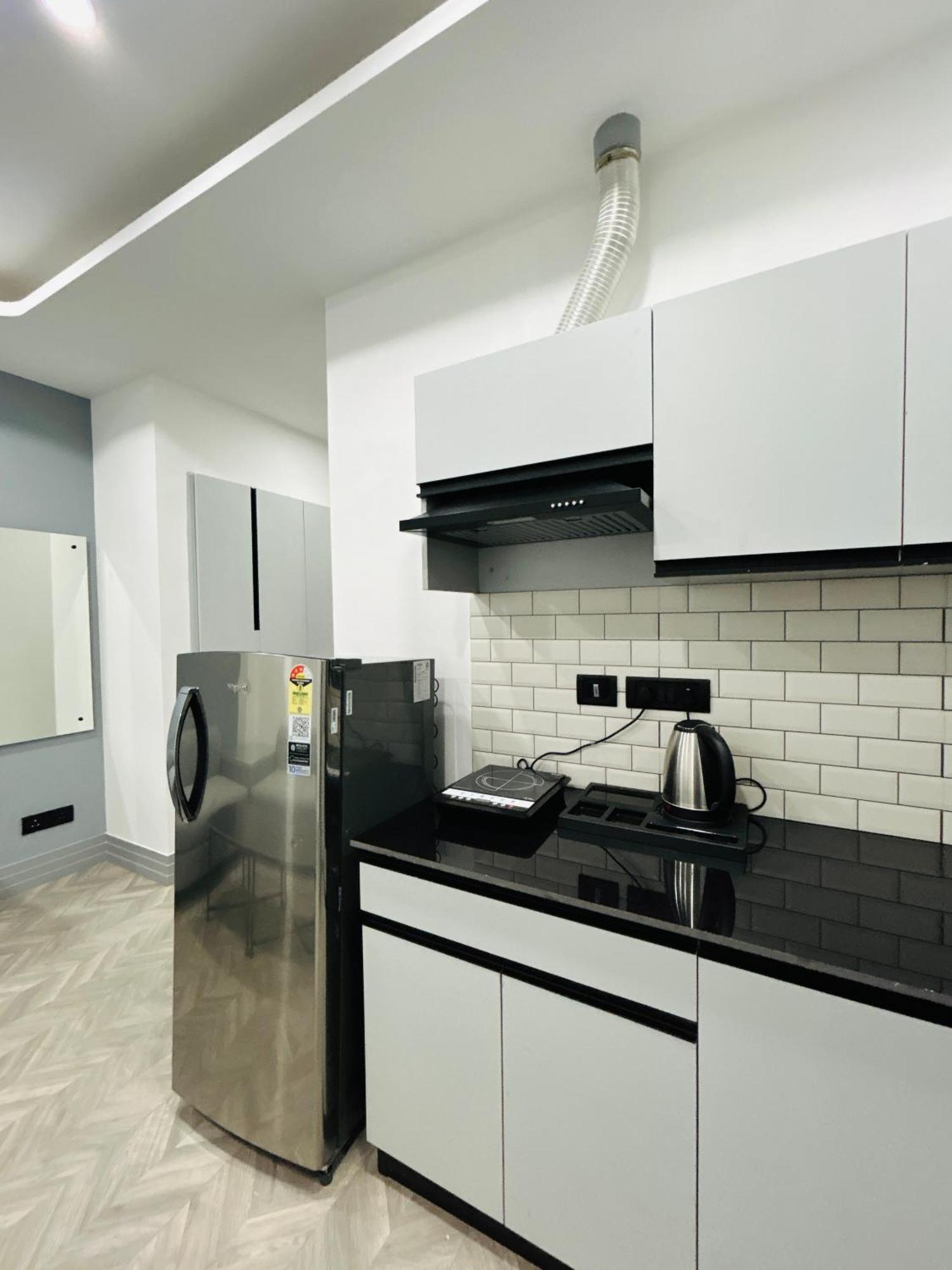 Bedchambers Serviced Apartment, Golf Course, Gurgaon Eksteriør bilde