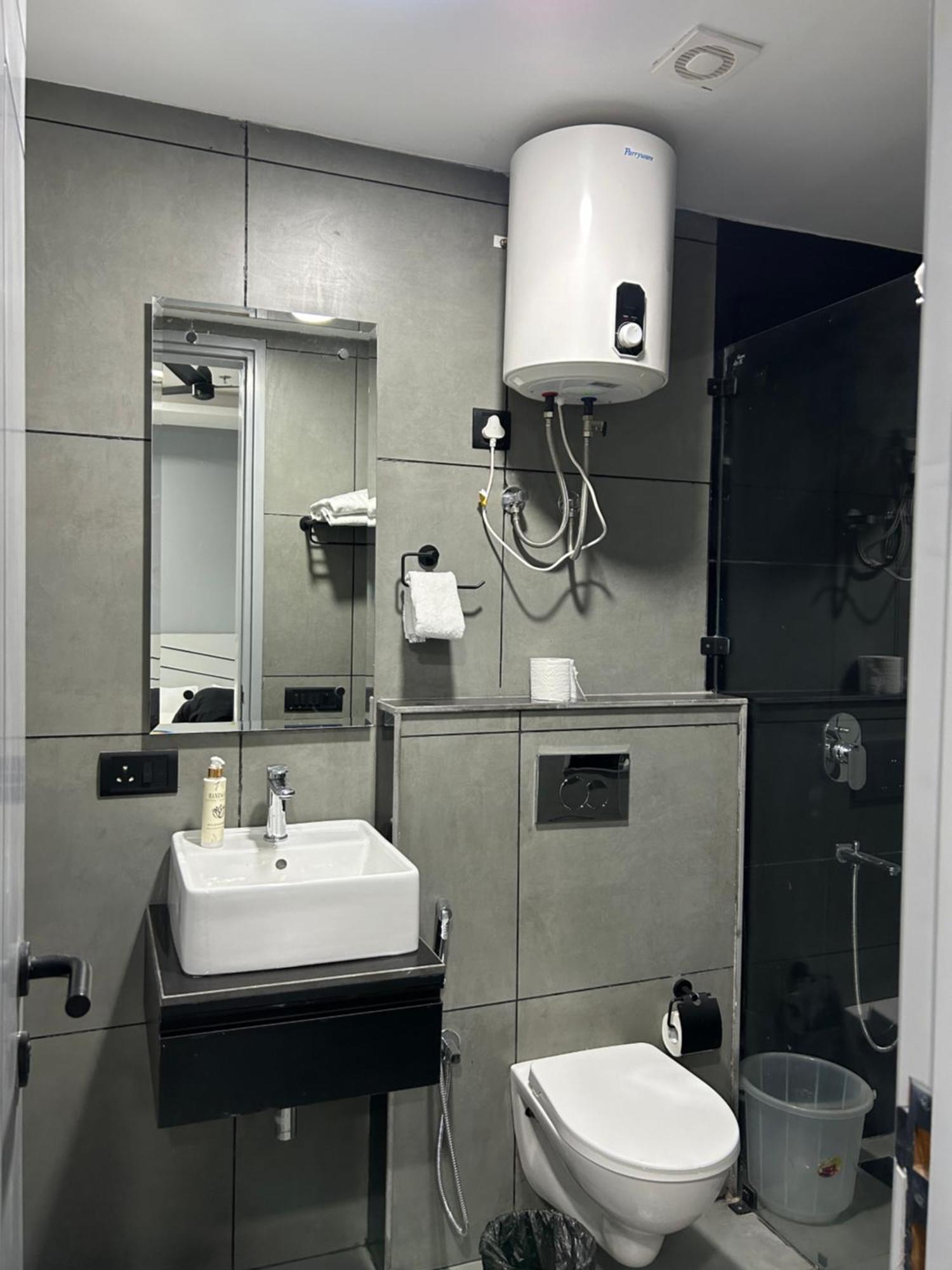 Bedchambers Serviced Apartment, Golf Course, Gurgaon Eksteriør bilde