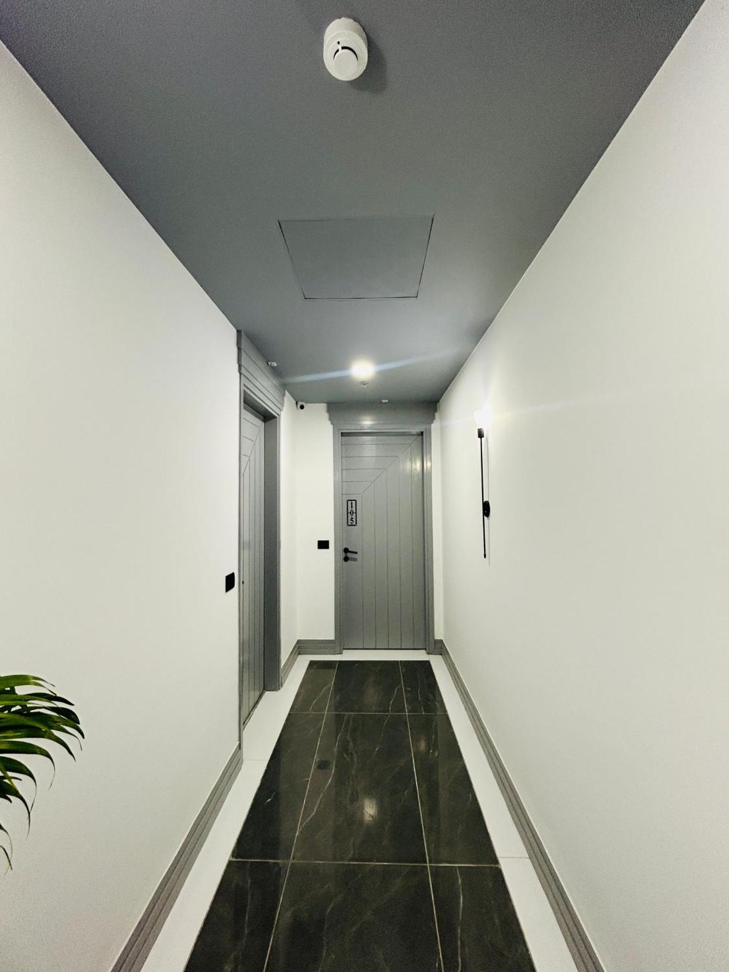 Bedchambers Serviced Apartment, Golf Course, Gurgaon Eksteriør bilde